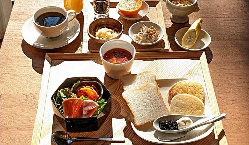 东莞68岁陈大叔，打麻将28年从未输过，两招能看出对方出老千