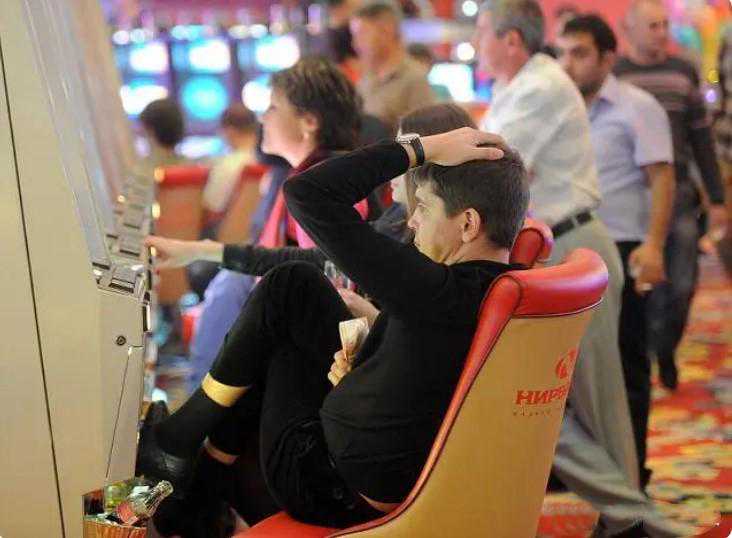 2025年5月属蛇人的运势分析