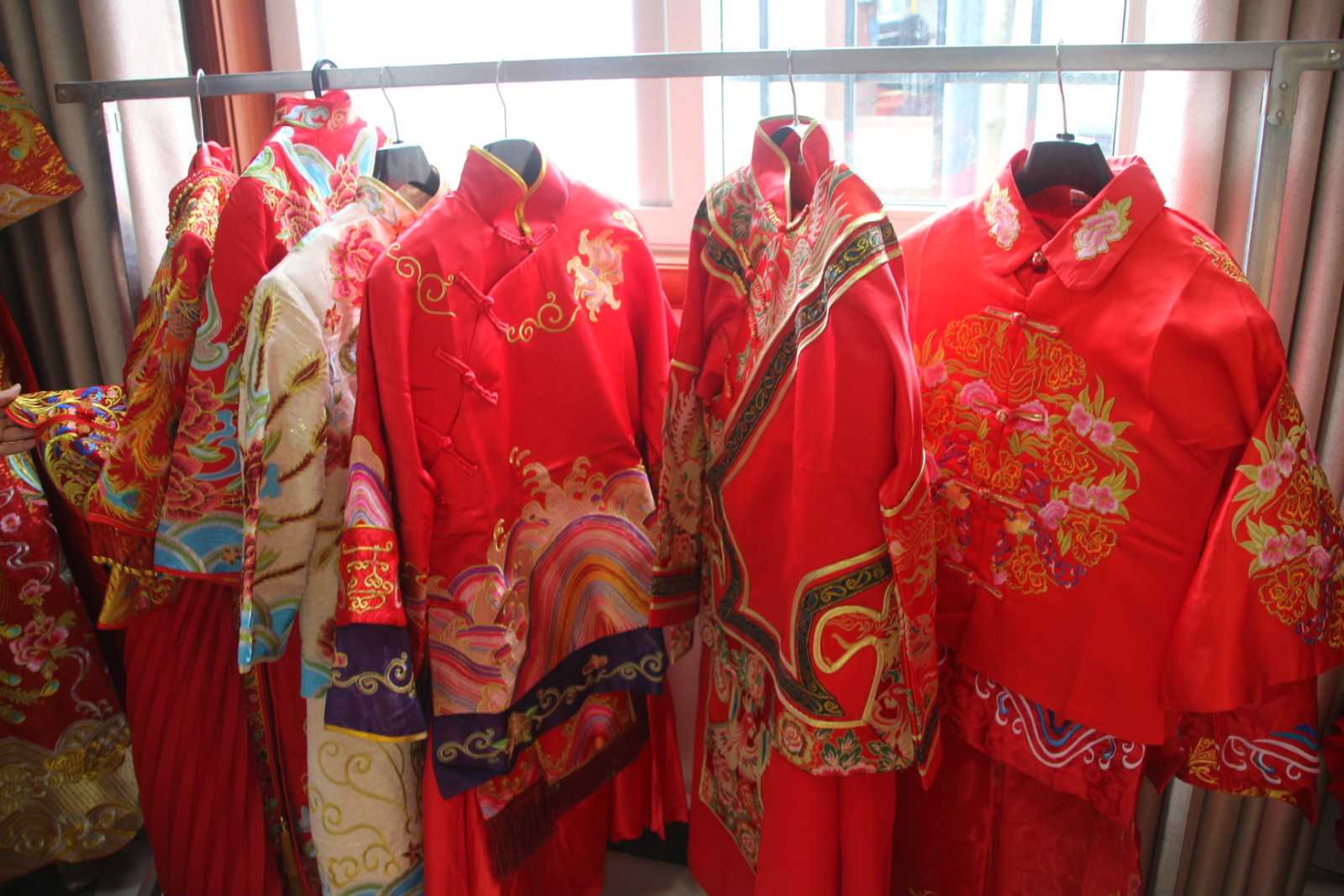 樱花盛开，好运来袭！每日旺运穿衣指南！🌸💖