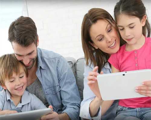 2025年十二星座运势密码全解析：解锁感情事业双轨逆袭方程式